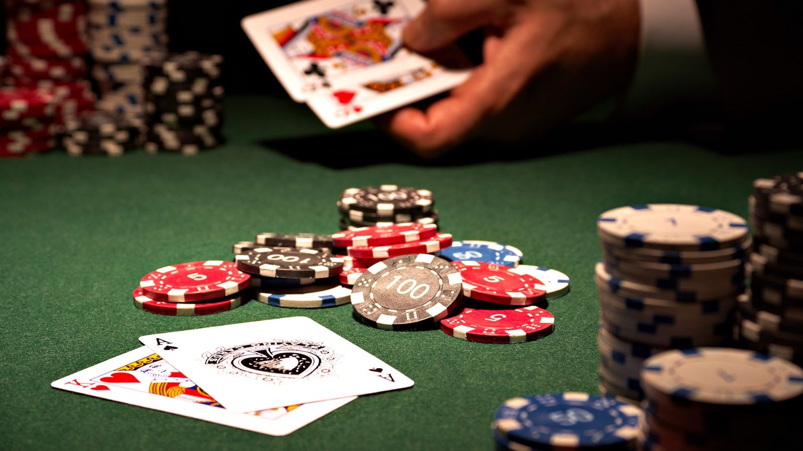 Mastering the Art of Poker Strategies for Success